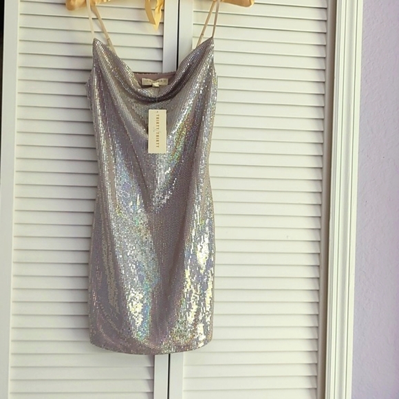 Gorgeous silver metallic mini - Picture 5 of 13